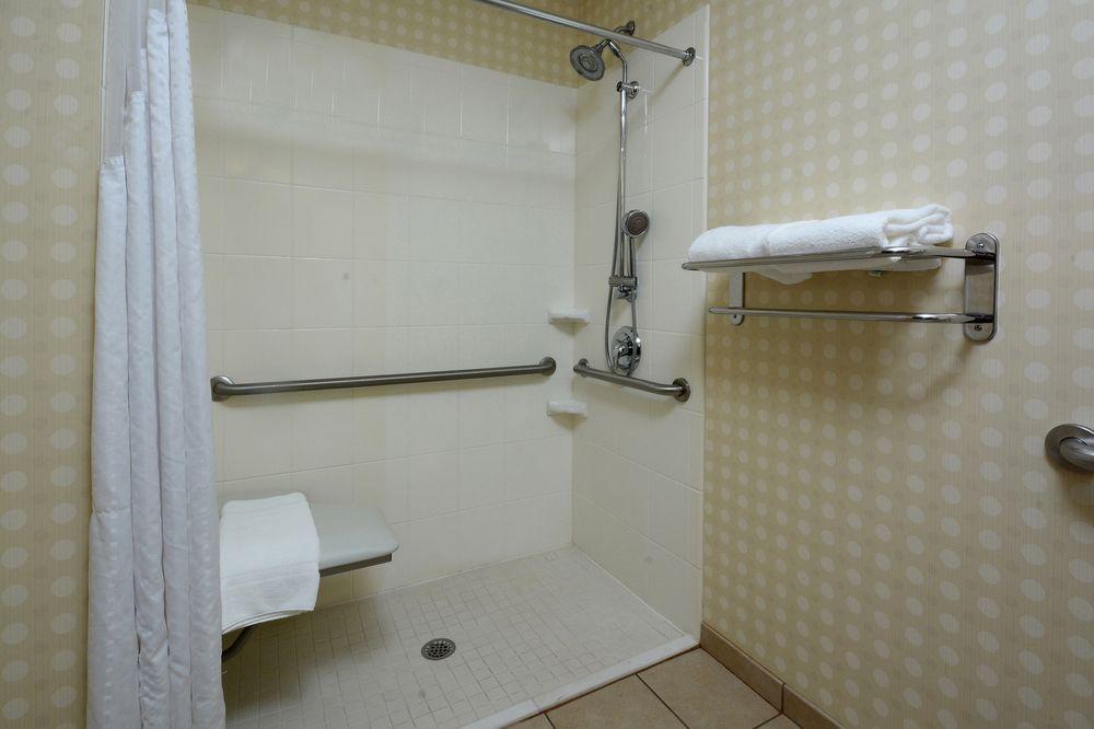 Holiday Inn Express Lynchburg By Ihg מראה חיצוני תמונה