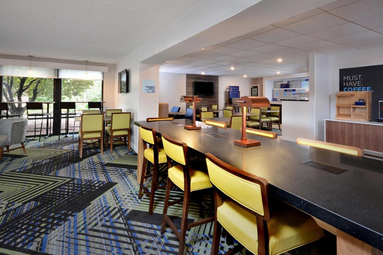 Holiday Inn Express Lynchburg By Ihg מראה חיצוני תמונה