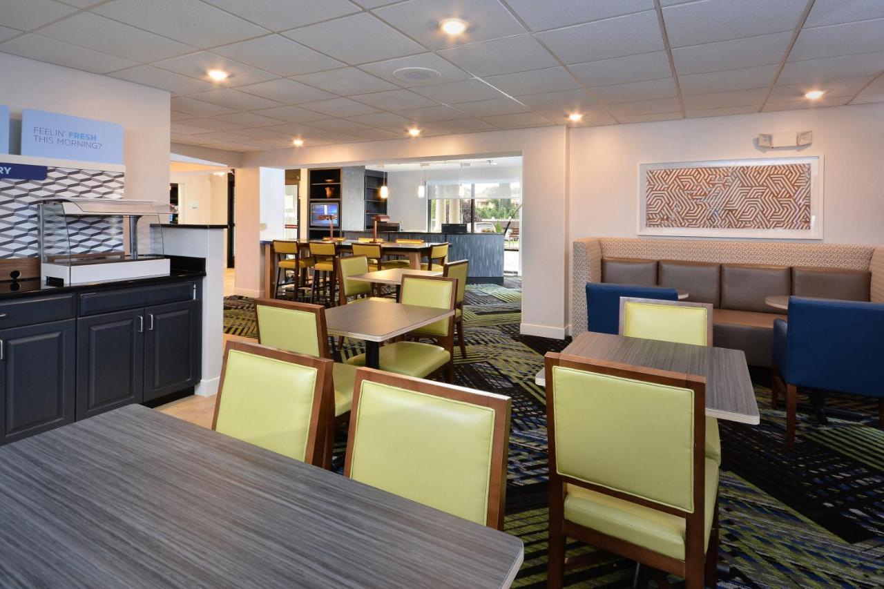 Holiday Inn Express Lynchburg By Ihg מראה חיצוני תמונה