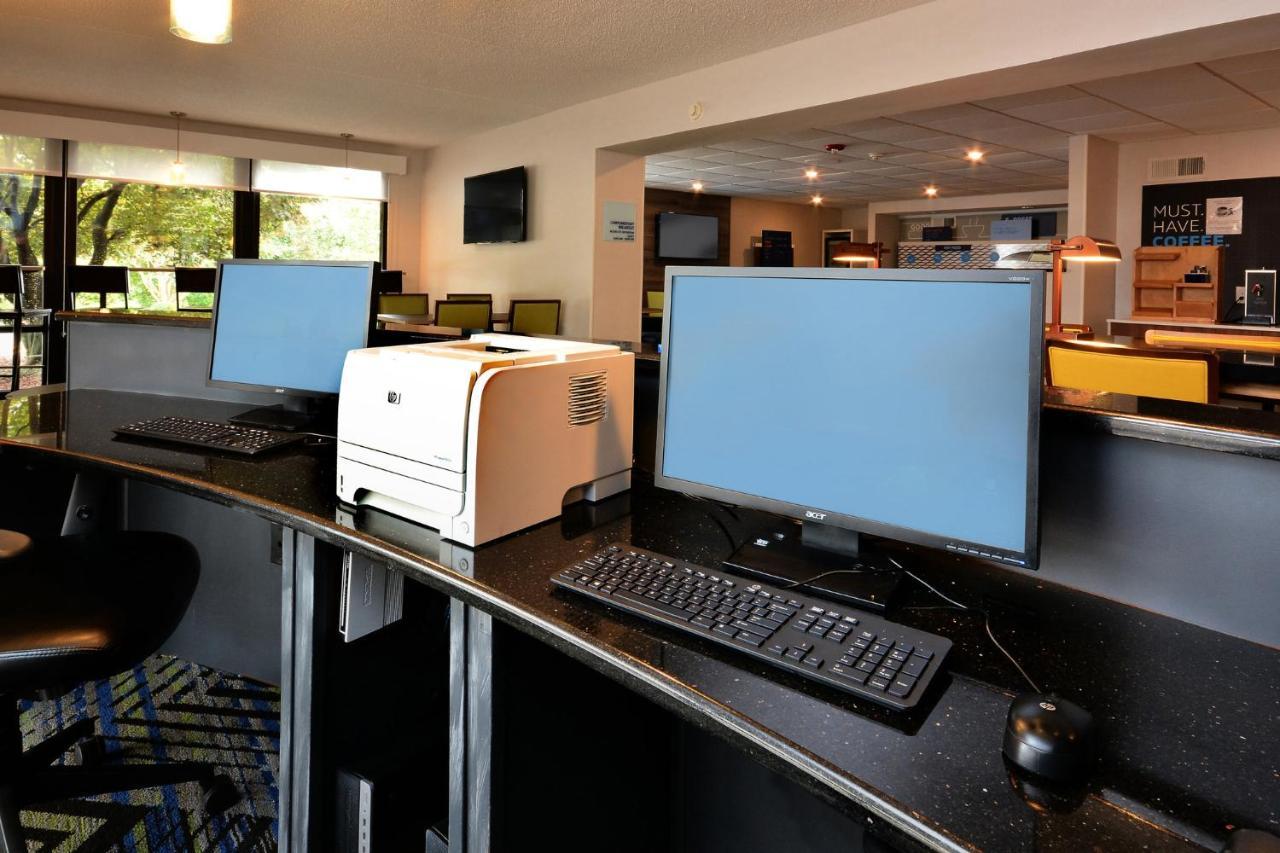 Holiday Inn Express Lynchburg By Ihg מראה חיצוני תמונה