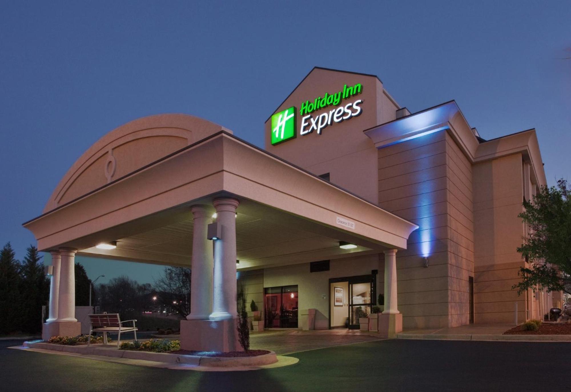 Holiday Inn Express Lynchburg By Ihg מראה חיצוני תמונה