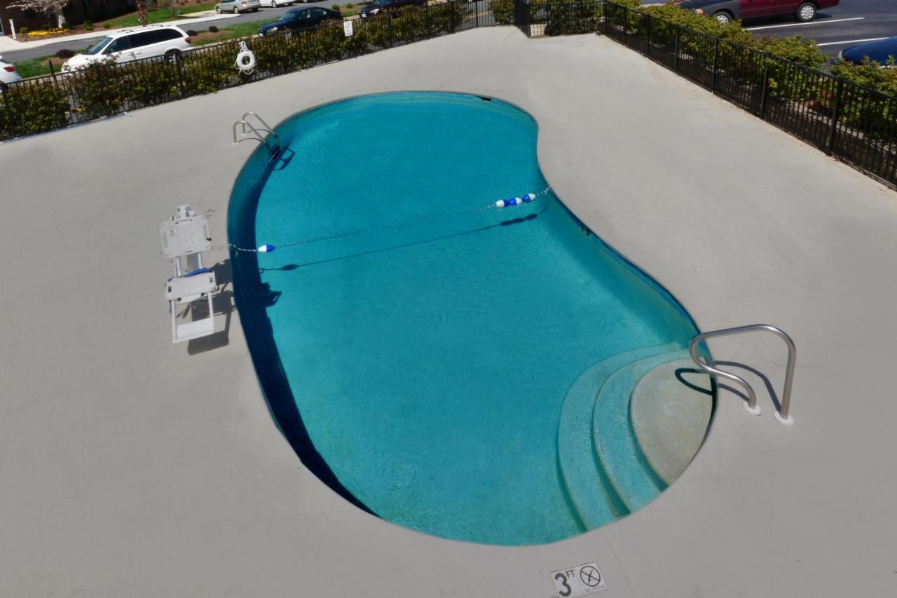 Holiday Inn Express Lynchburg By Ihg מראה חיצוני תמונה