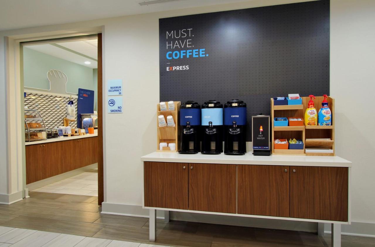 Holiday Inn Express Lynchburg By Ihg מראה חיצוני תמונה