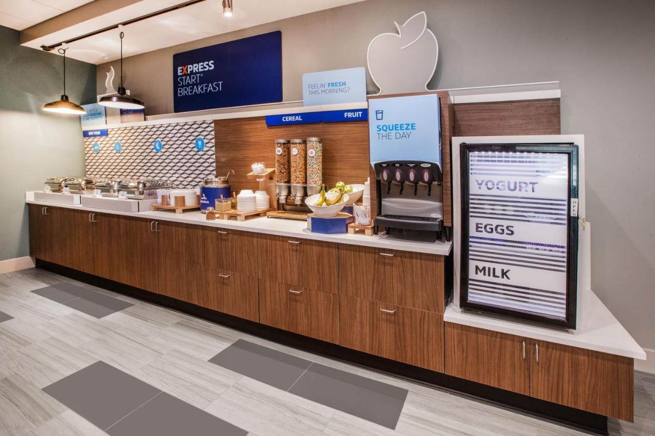 Holiday Inn Express Lynchburg By Ihg מראה חיצוני תמונה